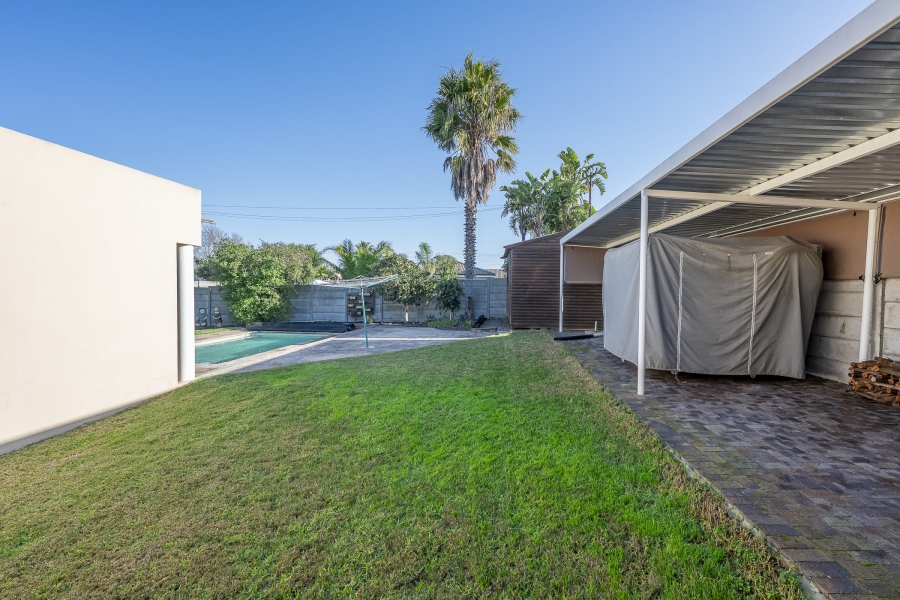 3 Bedroom Property for Sale in Protea Heights Western Cape